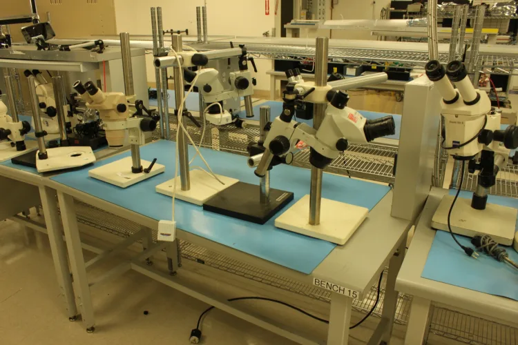 Photo #64 of SHORT NOTICE SALE! SURPLUS EQUIPMENT TO THE ONGOING OPERATIONS OF COM DEV: (7) TENNEY/LUNAIRE TEMP. TEST CHAMBERS, HUBER UNISTAT 530W & 910W, MICROSCOPES, TEST & MEASUREMENT EQUIPMENT, (5) CPI VZK-6901J1 TWT AMPLIFIERS, UNHOLTZ-DICKIE T1000 VIBRATION TEST