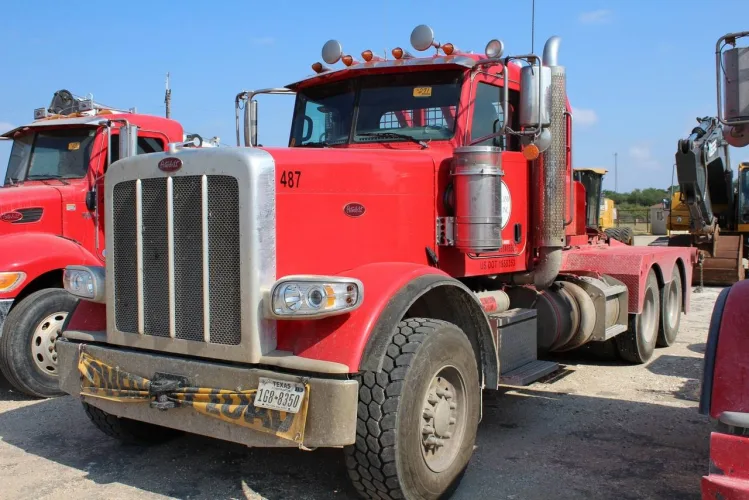 Photo #12 of FORMER ASSETS OF SCHMIDT LAND SERVICES - (100+) OILFIELD CONSTRUCTION VEHICLES, TRAILERS, YELLOW IRON & SUPPORT EQUIPMENT & MUCH MORE...