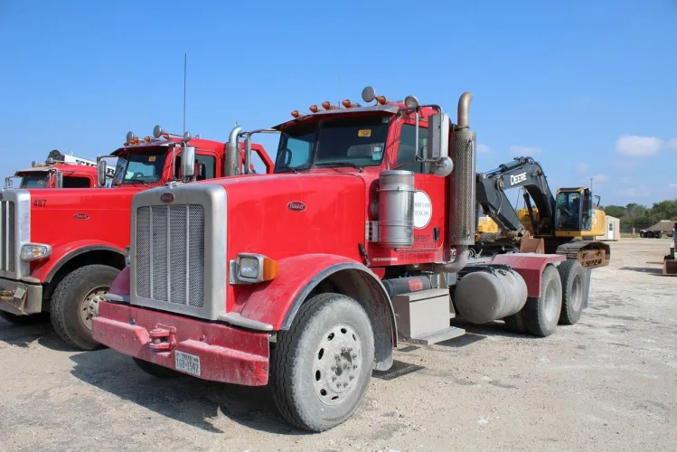 Photo #13 of FORMER ASSETS OF SCHMIDT LAND SERVICES - (100+) OILFIELD CONSTRUCTION VEHICLES, TRAILERS, YELLOW IRON & SUPPORT EQUIPMENT & MUCH MORE...