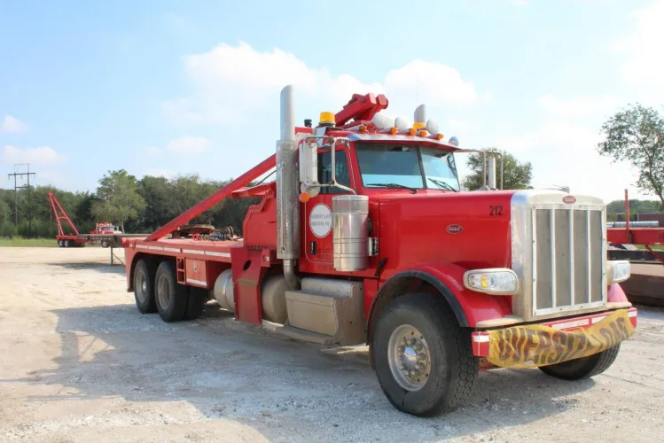 Photo #14 of FORMER ASSETS OF SCHMIDT LAND SERVICES - (100+) OILFIELD CONSTRUCTION VEHICLES, TRAILERS, YELLOW IRON & SUPPORT EQUIPMENT & MUCH MORE...