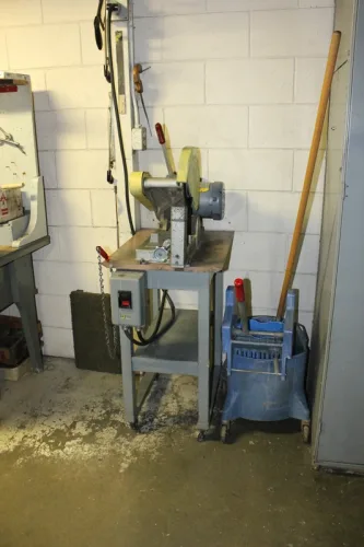 Photo #44 of THE WEST COAST LARGEST MOORE JIG GRINDING FACILITY, FEATURING: 20 MOORE JIG GRINDERS & $500,000 OF MOORE ACCESSORIES OF EVERY KIND, MOORE 5-AXIS CNC BRIDGE TYPE JIG GRINDER-TEN MILLION TOLERANCE, 19 MOORE G18'S, MOORE #3'S, MOORE JIG BORES,