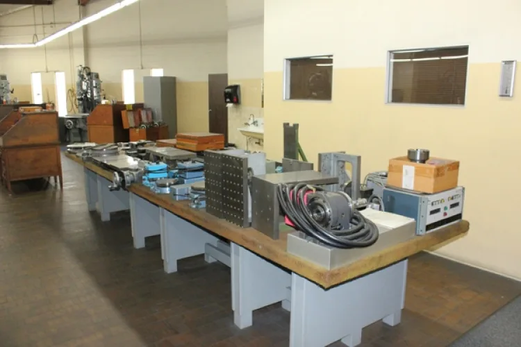 Photo #61 of THE WEST COAST LARGEST MOORE JIG GRINDING FACILITY, FEATURING: 20 MOORE JIG GRINDERS & $500,000 OF MOORE ACCESSORIES OF EVERY KIND, MOORE 5-AXIS CNC BRIDGE TYPE JIG GRINDER-TEN MILLION TOLERANCE, 19 MOORE G18'S, MOORE #3'S, MOORE JIG BORES,