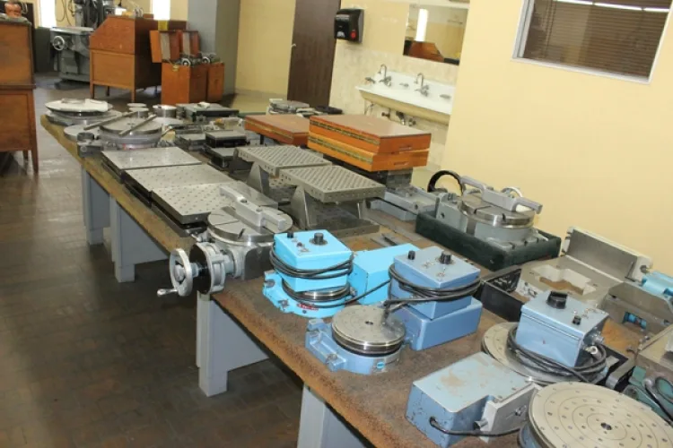 Photo #73 of THE WEST COAST LARGEST MOORE JIG GRINDING FACILITY, FEATURING: 20 MOORE JIG GRINDERS & $500,000 OF MOORE ACCESSORIES OF EVERY KIND, MOORE 5-AXIS CNC BRIDGE TYPE JIG GRINDER-TEN MILLION TOLERANCE, 19 MOORE G18'S, MOORE #3'S, MOORE JIG BORES,