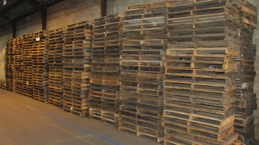 Photo #185 of SURPLUS ASSETS FORMERLY OF RUBBERMAID PRODUCTS, INCLUDING: RAS FLEXIBEND CNC FOLDER, MINSTER PIECEMAKER HIGH SPEED PRESS, HPM TRIPLE ACTION HYDRAULIC PRESS, NIAGARA POWER SQUARING SHEAR, SPOT WELDERS, (2) TCM FORKLIFTS, (8) MILFORD & TOWNSEND RIVET