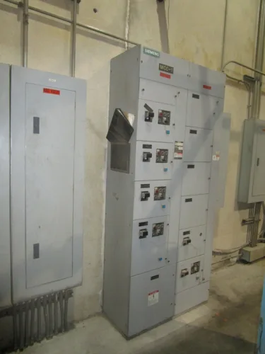 Photo #10 of ASSETS NO LONGER REQUIRED IN THE ONGOING OPERATIONS OF CONTINENTAL COMMERCIAL PRODUCTS, LLC, FEATURING: FOAM & PLASTIC INJECTION MOLDING MACHINES.