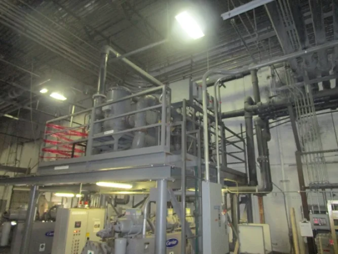Photo #28 of ASSETS NO LONGER REQUIRED IN THE ONGOING OPERATIONS OF CONTINENTAL COMMERCIAL PRODUCTS, LLC, FEATURING: FOAM & PLASTIC INJECTION MOLDING MACHINES.