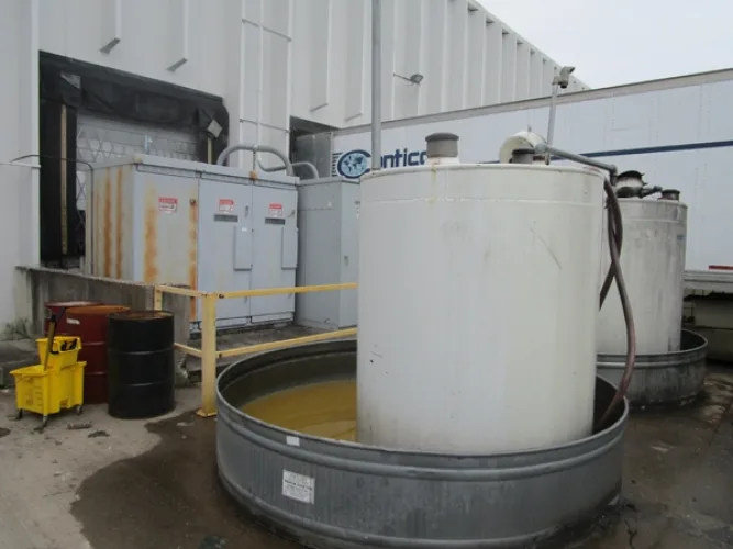 Photo #33 of ASSETS NO LONGER REQUIRED IN THE ONGOING OPERATIONS OF CONTINENTAL COMMERCIAL PRODUCTS, LLC, FEATURING: FOAM & PLASTIC INJECTION MOLDING MACHINES.