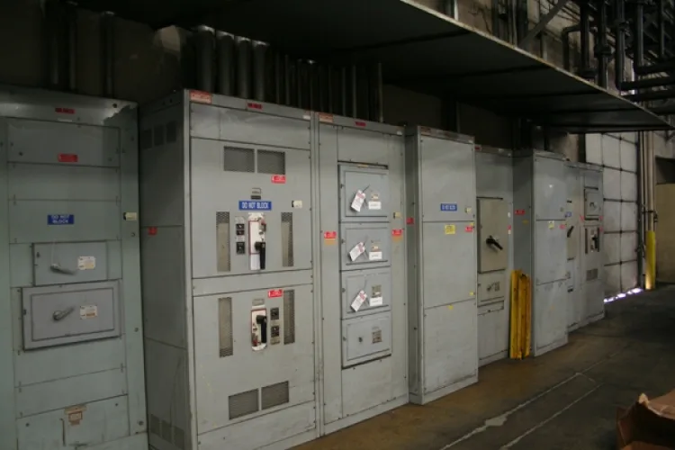 Photo #128 of ASSETS NO LONGER REQUIRED IN THE ONGOING OPERATIONS OF CONTINENTAL COMMERCIAL PRODUCTS, LLC, FEATURING: FOAM & PLASTIC INJECTION MOLDING MACHINES.