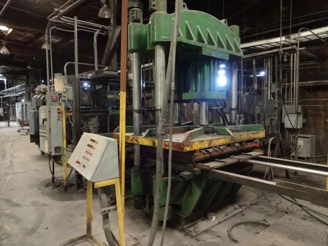 Photo #15 of POLYVULC USA, INC. - MODERN RUBBER AND PLASTIC RECYCLING EQUIPMENT INCLUDING 6" DAVIS MERRITT EXTRUSION RECYCLING LINE, INJECTION MOLDERS TO 1,000 TON X 400 OZ., VECOPLAN SHREDDERS, SILOS, CRACKER MILL & RECYCLING LINE PARTS & SUPPORT EQUIPMENT