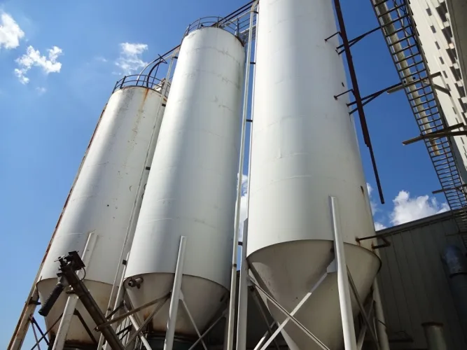 Photo #80 of POLYVULC USA, INC. - MODERN RUBBER AND PLASTIC RECYCLING EQUIPMENT INCLUDING 6" DAVIS MERRITT EXTRUSION RECYCLING LINE, INJECTION MOLDERS TO 1,000 TON X 400 OZ., VECOPLAN SHREDDERS, SILOS, CRACKER MILL & RECYCLING LINE PARTS & SUPPORT EQUIPMENT