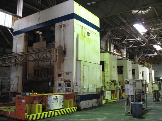 Photo #35 of MAJOR FORMER AUTOMOTIVE STAMPING FACILITY- 25 PRESS LINES TO 4500 TONS: TRANSFER, DOUBLE ACTION, HYDRAULIC, STRAIGHT SIDE, OBI, GAPS, TRYOUT, CRANES: OVERHEAD, MOBILE, STRADDLE, GANTRY CRANES TO 80 TON, 5-AXIS VERTICAL GANTRY MILLING MACHINE, OVER 100 CNC