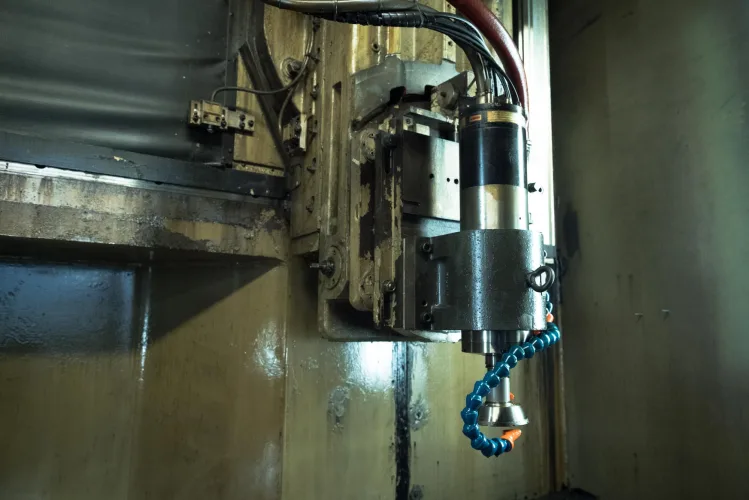 Photo #37 of COMPLETE CLOSURE OF AN AUTOMOTIVE MANUFACTURING PLANT - MERITOR, FEATURING: GLEASON & LIEBHER GEAR HOBBERS, GEAR TESTERS, KURAKI BORING MILL, KLINE SPLINE ROLLERS, MOBILE EQUIPMENT, HEAT TREAT EQUIPMENT & FURNACES & MUCH MORE