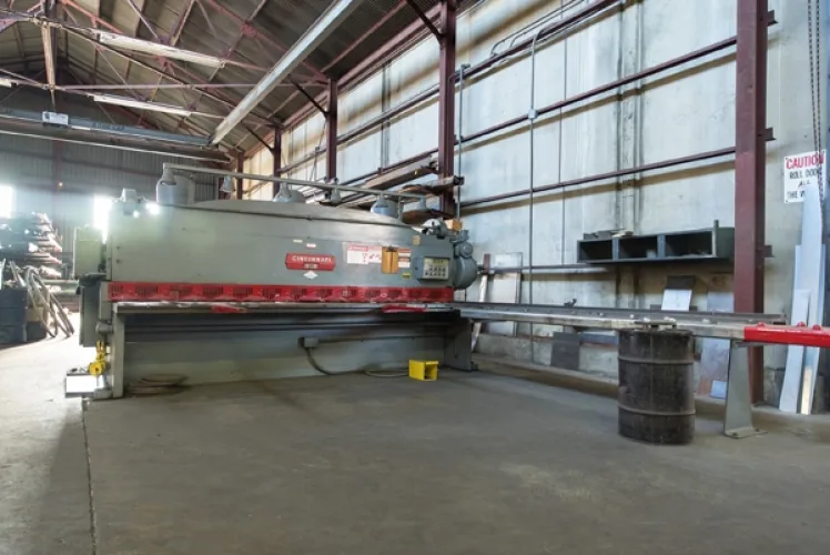 Photo #4 of OWNER RETIRING, WELL MAINTAINED & PRIDE OF OWNERSHIP FABRICATION SHOP - ASSETS OF KRUSE METALS MANUFACTURING CO., FEATURING: 750-TON X 24' CINCINNATI HYDRAULIC PRESS BRAKE, CINCINNATI POWER SHEARS, PINCH POWER ROLLS, NOTCHERS, ROLLING STOCK, TOOLROOM &