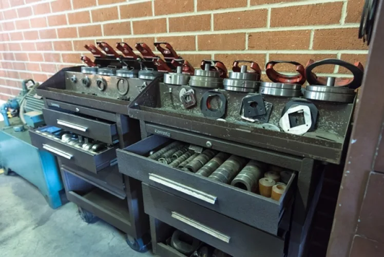 Photo #18 of OWNER RETIRING, WELL MAINTAINED & PRIDE OF OWNERSHIP FABRICATION SHOP - ASSETS OF KRUSE METALS MANUFACTURING CO., FEATURING: 750-TON X 24' CINCINNATI HYDRAULIC PRESS BRAKE, CINCINNATI POWER SHEARS, PINCH POWER ROLLS, NOTCHERS, ROLLING STOCK, TOOLROOM &
