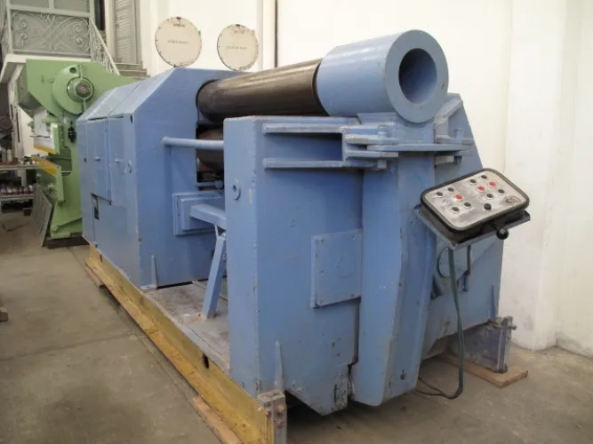 Photo #59 of SHORT NOTICE SALE -  2007 10' X 21' C & G CROSSFIRE ULTRACUT 300 PLASMA SYSTEM, PACIFIC & CINCINNATI PRESS BRAKES, CHURCHILL & TIMESAVER GRINDERS, SAWS, SHEAR, LATHE, MILLS & MUCH MORE