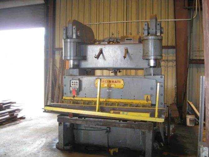 Photo #67 of SHORT NOTICE SALE -  2007 10' X 21' C & G CROSSFIRE ULTRACUT 300 PLASMA SYSTEM, PACIFIC & CINCINNATI PRESS BRAKES, CHURCHILL & TIMESAVER GRINDERS, SAWS, SHEAR, LATHE, MILLS & MUCH MORE