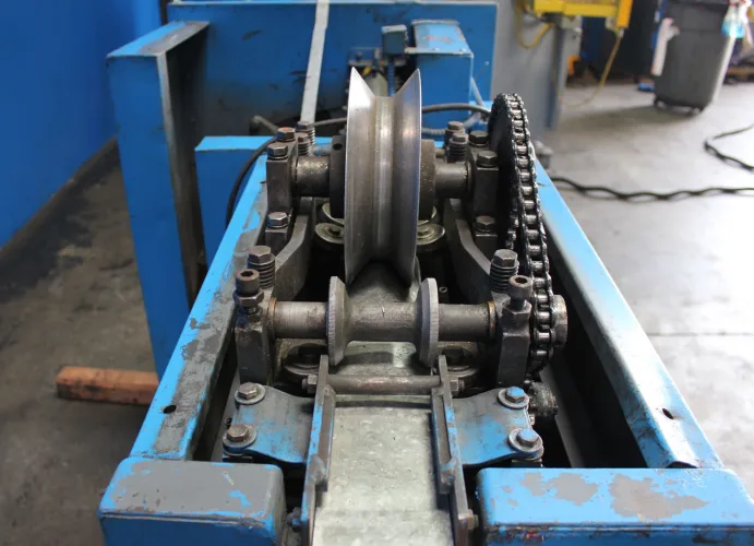 Photo #81 of SHORT NOTICE SALE -  2007 10' X 21' C & G CROSSFIRE ULTRACUT 300 PLASMA SYSTEM, PACIFIC & CINCINNATI PRESS BRAKES, CHURCHILL & TIMESAVER GRINDERS, SAWS, SHEAR, LATHE, MILLS & MUCH MORE