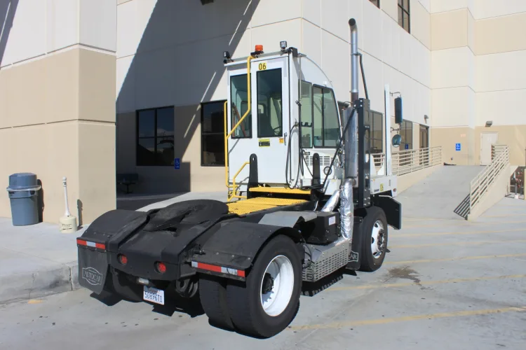 Photo #39 of BY ORDER OF THE U.S. BANKRUPTCY COURT CASE # 1:15-BK-12220  - FRESH & EASY LLC. LATE MODEL ROLLING STOCK ASSETS OF MAJOR WEST COAST REFRIGERATED FOOD DISTRIBUTION FACILITY