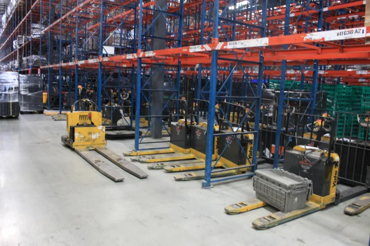 Photo #108 of BY ORDER OF THE U.S. BANKRUPTCY COURT CASE # 1:15-BK-12220  - FRESH & EASY LLC. LATE MODEL ROLLING STOCK ASSETS OF MAJOR WEST COAST REFRIGERATED FOOD DISTRIBUTION FACILITY