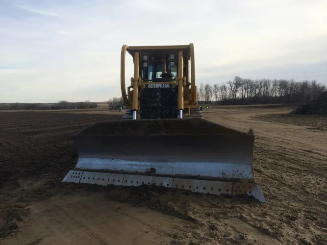 Photo #8 of CLAYTON CONSTRUCTION LTD. - LATE MODEL CATERPILLAR, VOLVO AND HITACHI MOBILE CONSTRUCTION EQUIPMENT
