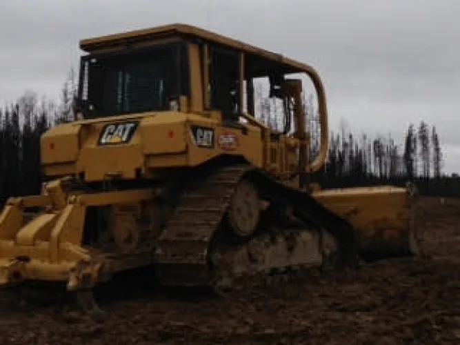 Photo #16 of CLAYTON CONSTRUCTION LTD. - LATE MODEL CATERPILLAR, VOLVO AND HITACHI MOBILE CONSTRUCTION EQUIPMENT