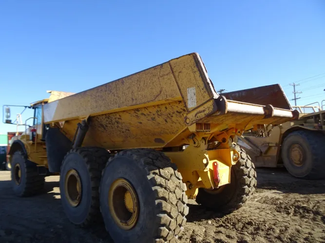 Photo #64 of CLAYTON CONSTRUCTION LTD. - LATE MODEL CATERPILLAR, VOLVO AND HITACHI MOBILE CONSTRUCTION EQUIPMENT