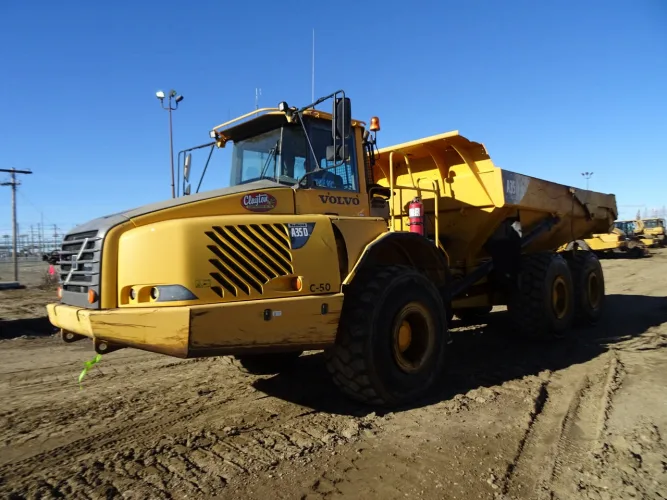 Photo #68 of CLAYTON CONSTRUCTION LTD. - LATE MODEL CATERPILLAR, VOLVO AND HITACHI MOBILE CONSTRUCTION EQUIPMENT