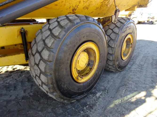 Photo #70 of CLAYTON CONSTRUCTION LTD. - LATE MODEL CATERPILLAR, VOLVO AND HITACHI MOBILE CONSTRUCTION EQUIPMENT