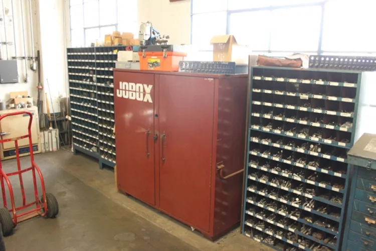 Photo #19 of SURPLUS ASSETS TO THE ONGOING OPERATIONS OF CLOROX MANUFACTURING COMPANY - PACKAGING, ROLLING STOCK & MACHINE TOOLS