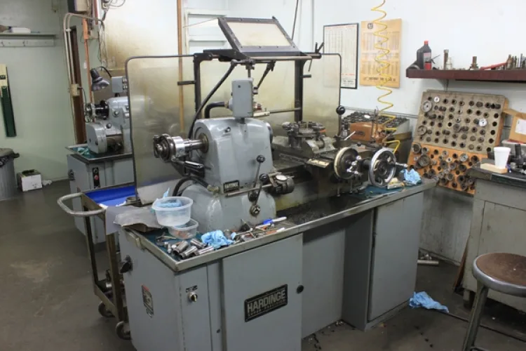 Photo #11 of DUARTE ENGINEERING CO. - MACHINE SHOP EQUIPMENT FEATURING: 2008 MIGHT VIPER PRO1000AP 3-AXIS CNC VMC, LATHES, MILLS, PRECISION HONING MACHINES, HORIZONTAL & VERTICAL BAND SAW, GRINDERS, INSPECTION, TOOLING & MUCH MORE...