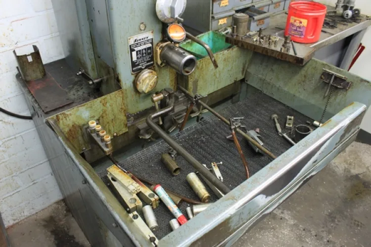 Photo #50 of DUARTE ENGINEERING CO. - MACHINE SHOP EQUIPMENT FEATURING: 2008 MIGHT VIPER PRO1000AP 3-AXIS CNC VMC, LATHES, MILLS, PRECISION HONING MACHINES, HORIZONTAL & VERTICAL BAND SAW, GRINDERS, INSPECTION, TOOLING & MUCH MORE...