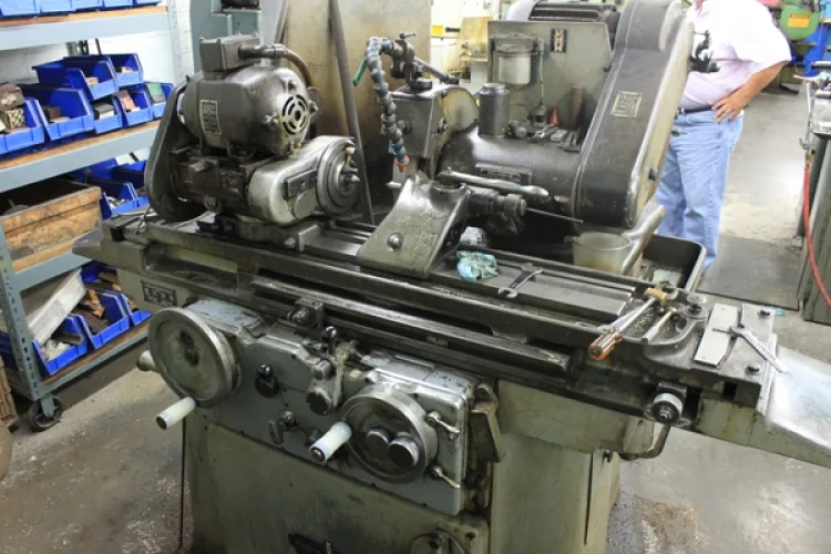 Photo #51 of DUARTE ENGINEERING CO. - MACHINE SHOP EQUIPMENT FEATURING: 2008 MIGHT VIPER PRO1000AP 3-AXIS CNC VMC, LATHES, MILLS, PRECISION HONING MACHINES, HORIZONTAL & VERTICAL BAND SAW, GRINDERS, INSPECTION, TOOLING & MUCH MORE...