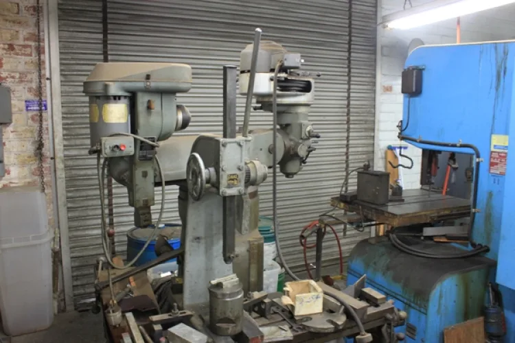 Photo #61 of DUARTE ENGINEERING CO. - MACHINE SHOP EQUIPMENT FEATURING: 2008 MIGHT VIPER PRO1000AP 3-AXIS CNC VMC, LATHES, MILLS, PRECISION HONING MACHINES, HORIZONTAL & VERTICAL BAND SAW, GRINDERS, INSPECTION, TOOLING & MUCH MORE...
