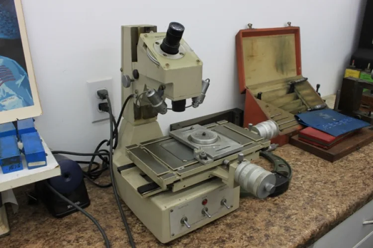 Photo #76 of DUARTE ENGINEERING CO. - MACHINE SHOP EQUIPMENT FEATURING: 2008 MIGHT VIPER PRO1000AP 3-AXIS CNC VMC, LATHES, MILLS, PRECISION HONING MACHINES, HORIZONTAL & VERTICAL BAND SAW, GRINDERS, INSPECTION, TOOLING & MUCH MORE...