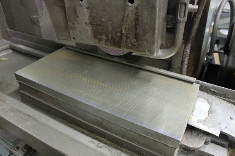 Photo #96 of DUARTE ENGINEERING CO. - MACHINE SHOP EQUIPMENT FEATURING: 2008 MIGHT VIPER PRO1000AP 3-AXIS CNC VMC, LATHES, MILLS, PRECISION HONING MACHINES, HORIZONTAL & VERTICAL BAND SAW, GRINDERS, INSPECTION, TOOLING & MUCH MORE...