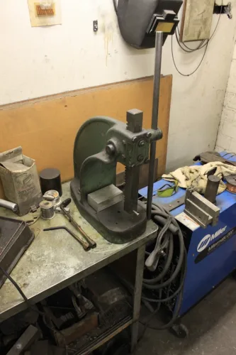 Photo #104 of DUARTE ENGINEERING CO. - MACHINE SHOP EQUIPMENT FEATURING: 2008 MIGHT VIPER PRO1000AP 3-AXIS CNC VMC, LATHES, MILLS, PRECISION HONING MACHINES, HORIZONTAL & VERTICAL BAND SAW, GRINDERS, INSPECTION, TOOLING & MUCH MORE...