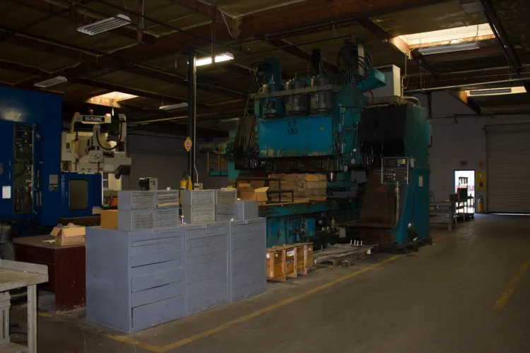 Photo #8 of COMPLETE CLOSURE OF A MULTI-MILLION DOLLAR STATE-OF-THE-ART 5-AXIS CNC AEROSPACE FACILITY - SHEFFIELD MANUFACTURING, INC., FEATURING: 5 AXIS VERTICAL MACHINING CENTERS, PROFILERS, BRIDGE MILLS, MILLING MACHINES, BRAKES, LATHES, TURRET PUNCH PRESS,