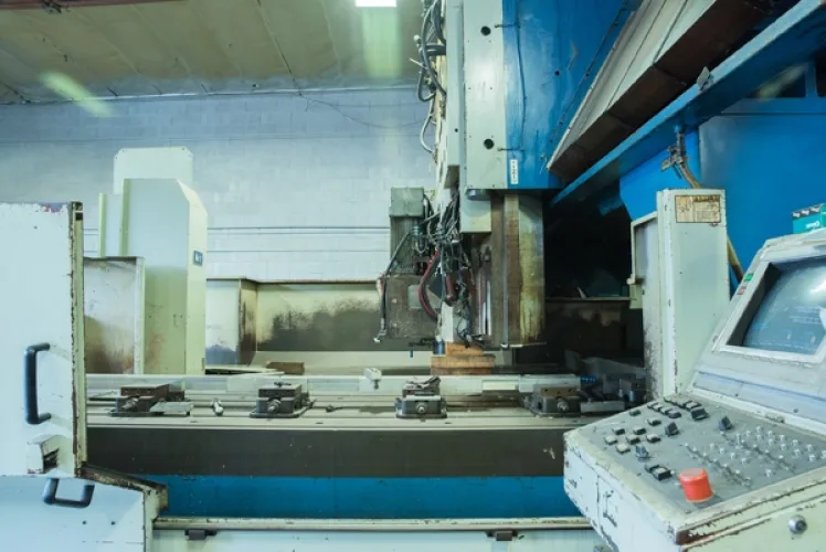 Photo #48 of COMPLETE CLOSURE OF A MULTI-MILLION DOLLAR STATE-OF-THE-ART 5-AXIS CNC AEROSPACE FACILITY - SHEFFIELD MANUFACTURING, INC., FEATURING: 5 AXIS VERTICAL MACHINING CENTERS, PROFILERS, BRIDGE MILLS, MILLING MACHINES, BRAKES, LATHES, TURRET PUNCH PRESS,