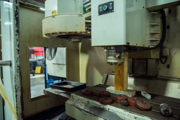 Photo #74 of COMPLETE CLOSURE OF A MULTI-MILLION DOLLAR STATE-OF-THE-ART 5-AXIS CNC AEROSPACE FACILITY - SHEFFIELD MANUFACTURING, INC., FEATURING: 5 AXIS VERTICAL MACHINING CENTERS, PROFILERS, BRIDGE MILLS, MILLING MACHINES, BRAKES, LATHES, TURRET PUNCH PRESS,