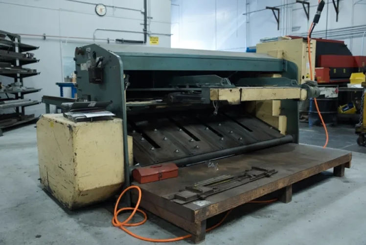 Photo #83 of COMPLETE CLOSURE OF A MULTI-MILLION DOLLAR STATE-OF-THE-ART 5-AXIS CNC AEROSPACE FACILITY - SHEFFIELD MANUFACTURING, INC., FEATURING: 5 AXIS VERTICAL MACHINING CENTERS, PROFILERS, BRIDGE MILLS, MILLING MACHINES, BRAKES, LATHES, TURRET PUNCH PRESS,