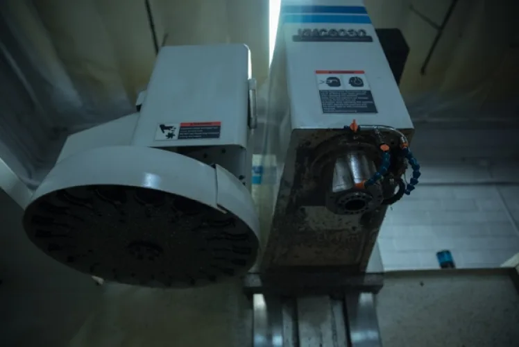 Photo #112 of COMPLETE CLOSURE OF A MULTI-MILLION DOLLAR STATE-OF-THE-ART 5-AXIS CNC AEROSPACE FACILITY - SHEFFIELD MANUFACTURING, INC., FEATURING: 5 AXIS VERTICAL MACHINING CENTERS, PROFILERS, BRIDGE MILLS, MILLING MACHINES, BRAKES, LATHES, TURRET PUNCH PRESS,