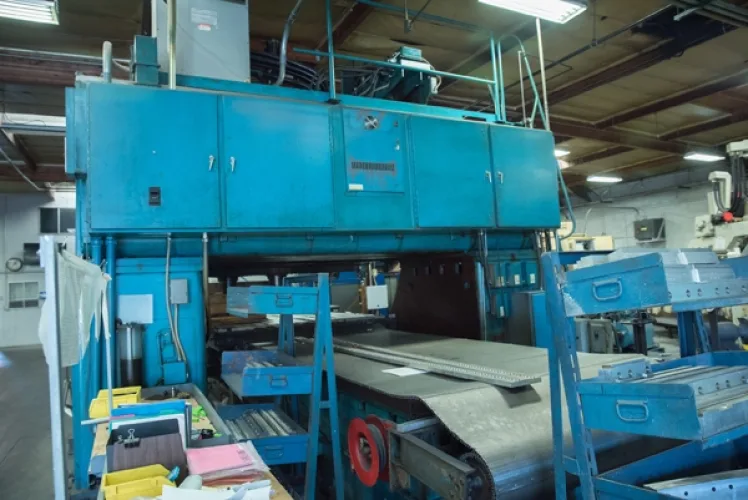 Photo #115 of COMPLETE CLOSURE OF A MULTI-MILLION DOLLAR STATE-OF-THE-ART 5-AXIS CNC AEROSPACE FACILITY - SHEFFIELD MANUFACTURING, INC., FEATURING: 5 AXIS VERTICAL MACHINING CENTERS, PROFILERS, BRIDGE MILLS, MILLING MACHINES, BRAKES, LATHES, TURRET PUNCH PRESS,