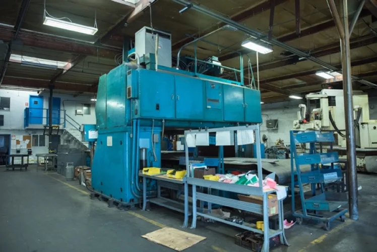 Photo #116 of COMPLETE CLOSURE OF A MULTI-MILLION DOLLAR STATE-OF-THE-ART 5-AXIS CNC AEROSPACE FACILITY - SHEFFIELD MANUFACTURING, INC., FEATURING: 5 AXIS VERTICAL MACHINING CENTERS, PROFILERS, BRIDGE MILLS, MILLING MACHINES, BRAKES, LATHES, TURRET PUNCH PRESS,