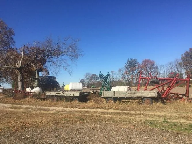 Photo #83 of BY ORDER OF RECEIVER, ASSETS OF KAMMAN'S FARMS, INC -  TRACTORS, BUSSES, TRUCKS, TRAILERS, IMPLEMENTS, ATTACHMENTS, SPRAYERS, IRRIGATION & PROCESSING EQUIP AND MORE!