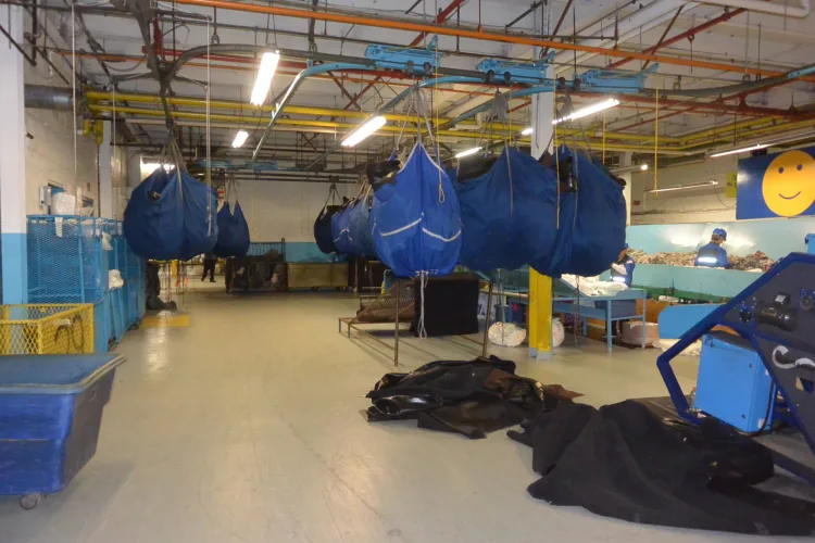 Photo #44 of 2-DAY MULTI-MILLION DOLLAR AUCTION, DAY #1: 6-INDUSTRIAL UNIFORM LAUNDRY PICKUP & DELIVERY FACILITIES: FEATURING: INDUSTRIAL LAUNDRY EQUIPMENT, ROLLING STOCK & INDUSTRIAL REAL-ESTATE • AVAILABLE BY LOCATION IN ITS ENTIRETY & PIECEMEAL