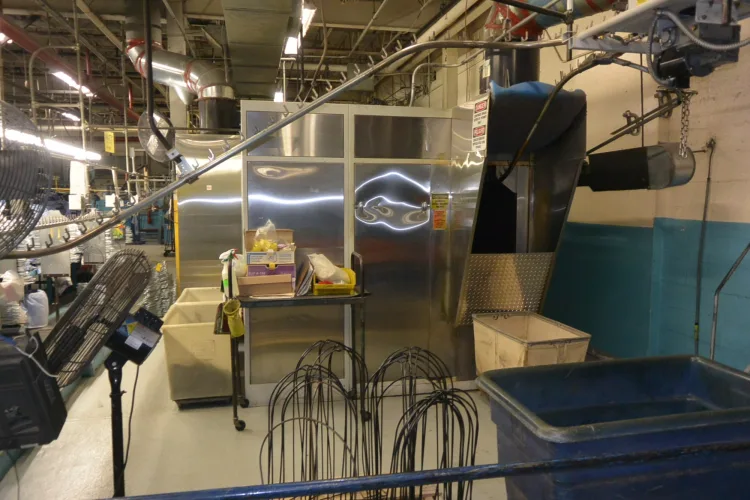 Photo #48 of 2-DAY MULTI-MILLION DOLLAR AUCTION, DAY #1: 6-INDUSTRIAL UNIFORM LAUNDRY PICKUP & DELIVERY FACILITIES: FEATURING: INDUSTRIAL LAUNDRY EQUIPMENT, ROLLING STOCK & INDUSTRIAL REAL-ESTATE • AVAILABLE BY LOCATION IN ITS ENTIRETY & PIECEMEAL