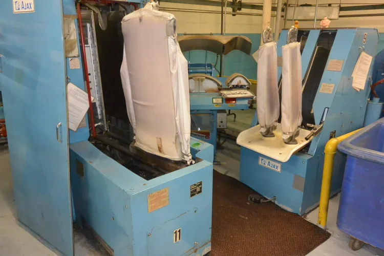 Photo #56 of 2-DAY MULTI-MILLION DOLLAR AUCTION, DAY #1: 6-INDUSTRIAL UNIFORM LAUNDRY PICKUP & DELIVERY FACILITIES: FEATURING: INDUSTRIAL LAUNDRY EQUIPMENT, ROLLING STOCK & INDUSTRIAL REAL-ESTATE • AVAILABLE BY LOCATION IN ITS ENTIRETY & PIECEMEAL