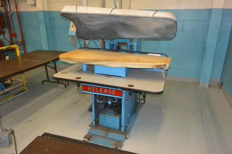 Photo #59 of 2-DAY MULTI-MILLION DOLLAR AUCTION, DAY #1: 6-INDUSTRIAL UNIFORM LAUNDRY PICKUP & DELIVERY FACILITIES: FEATURING: INDUSTRIAL LAUNDRY EQUIPMENT, ROLLING STOCK & INDUSTRIAL REAL-ESTATE • AVAILABLE BY LOCATION IN ITS ENTIRETY & PIECEMEAL