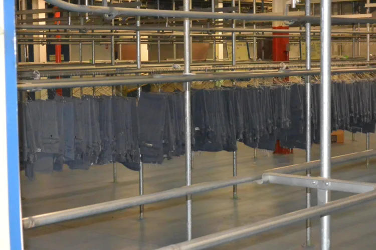 Photo #97 of 2-DAY MULTI-MILLION DOLLAR AUCTION, DAY #1: 6-INDUSTRIAL UNIFORM LAUNDRY PICKUP & DELIVERY FACILITIES: FEATURING: INDUSTRIAL LAUNDRY EQUIPMENT, ROLLING STOCK & INDUSTRIAL REAL-ESTATE • AVAILABLE BY LOCATION IN ITS ENTIRETY & PIECEMEAL