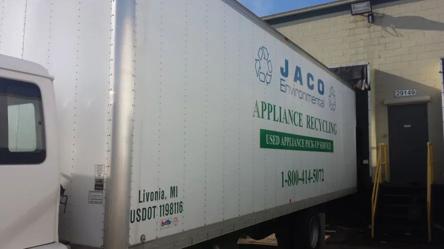 Photo #5 of JACO ENVIRONMENTAL INC. - OVER 95 LATE MODEL TRUCKS, TRAILERS & AUTOMOBILES: BOX, FLAT, STAKE, DUMP, FRUEHAUF, GREAT DANE, HYUNDAI, STRICK & MORE...